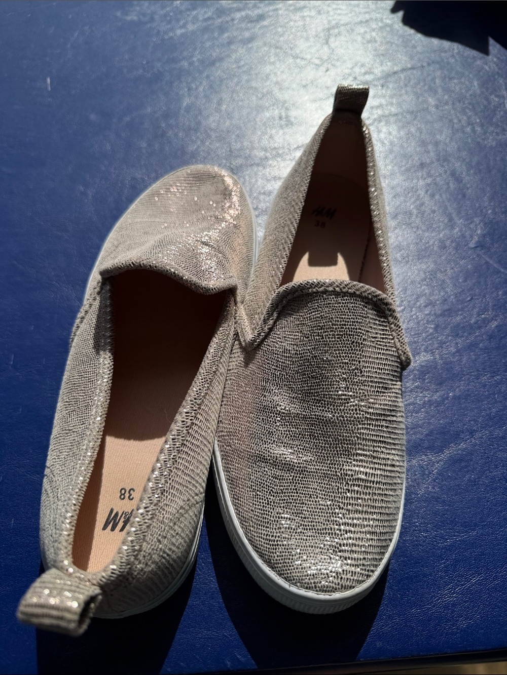 H&M Women's Silver/Gold Sparkle Slip-On Flats
